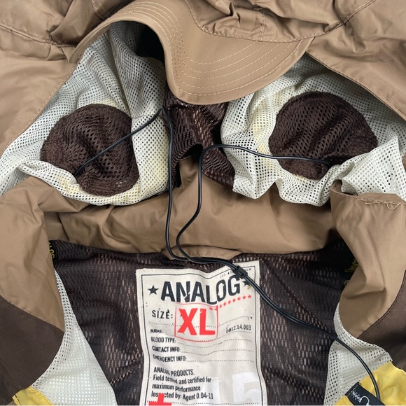 Analog Burton 2000s VNTG MP3 Headphones Music - multipocket snow jacket - XL - Picture 6 of 12